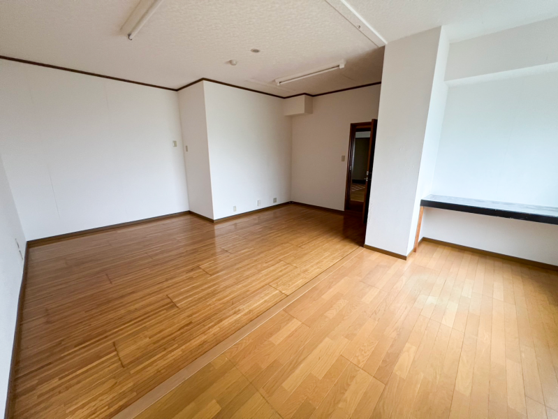 吉久木町 店舗兼住宅