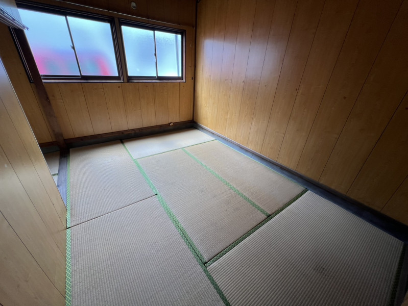 幸町 貸し倉庫
