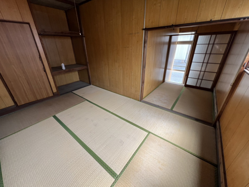 幸町 貸し倉庫