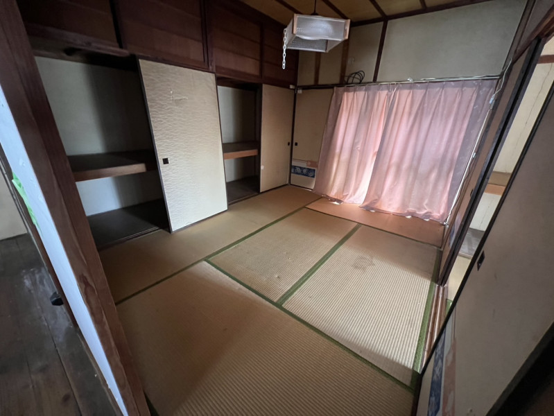 幸町 貸し倉庫