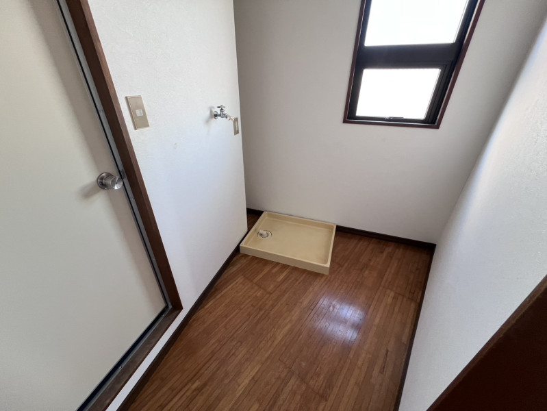 江口ビル 402号室