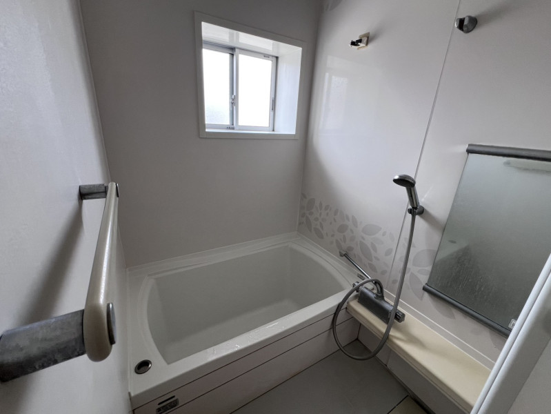 田口アパート 202号室