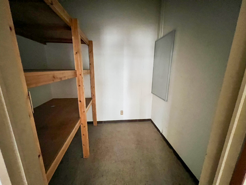 末広町 貸事務所