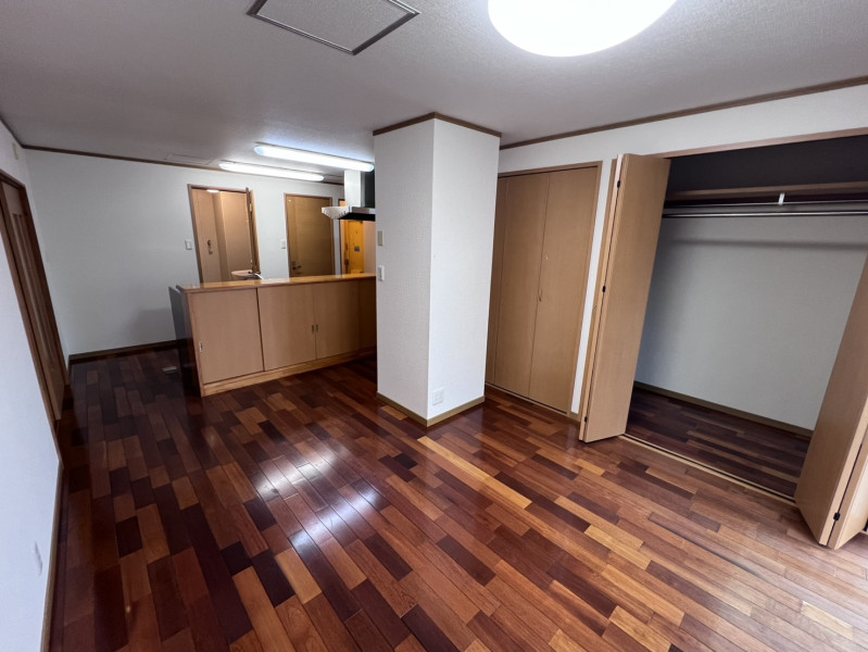 アドバンス五常 305号室